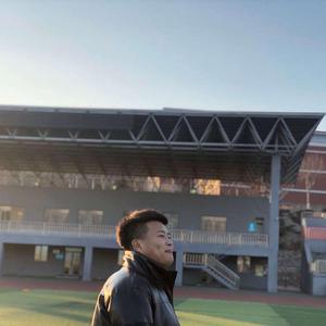 国模被摄影师啪啪呻吟
